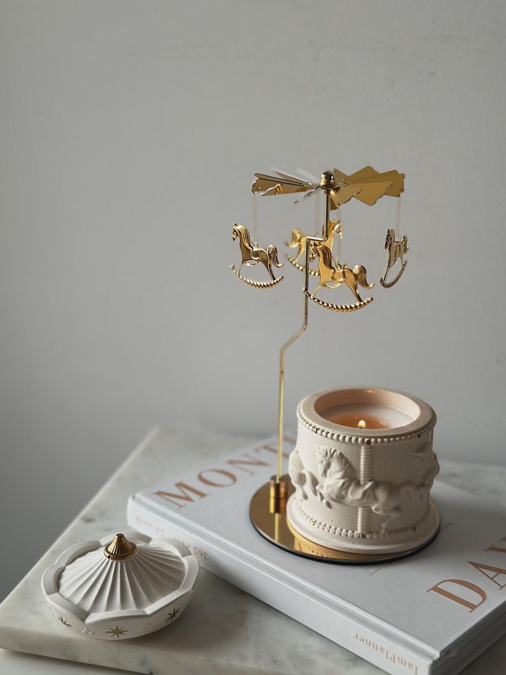 Carousel Wood Wick Candle Jar - Image 6