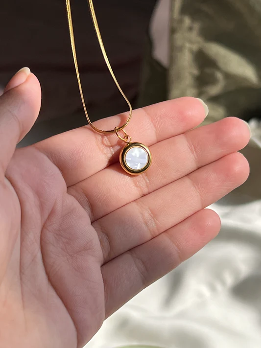 Round Pearl Necklace