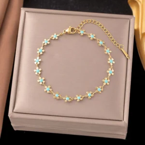 Blue daisy bracelet