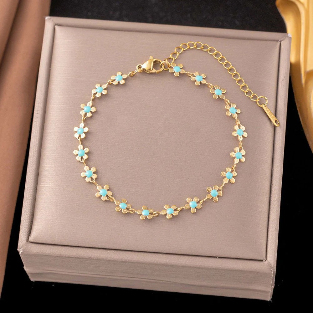 Blue daisy bracelet